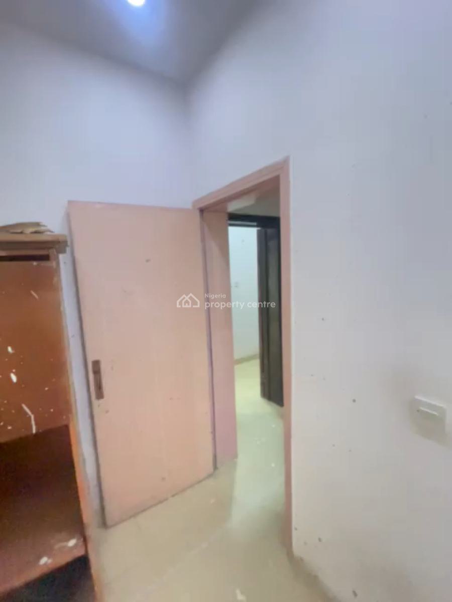 Mini Flat, Off Admiralty Way, Lekki Phase 1, Lekki, Lagos, Mini Flat (room and Parlour) for Rent