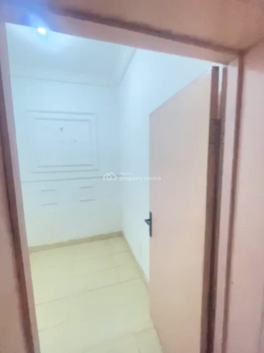 Mini Flat, Off Admiralty Way, Lekki Phase 1, Lekki, Lagos, Mini Flat (room and Parlour) for Rent