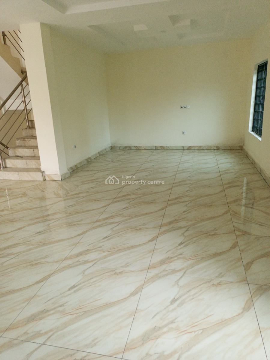 4 Bedroom with Bq Office Airbnb Residential Allowed, Lekki Phase 1, Lekki, Lagos, Terraced Duplex for Rent