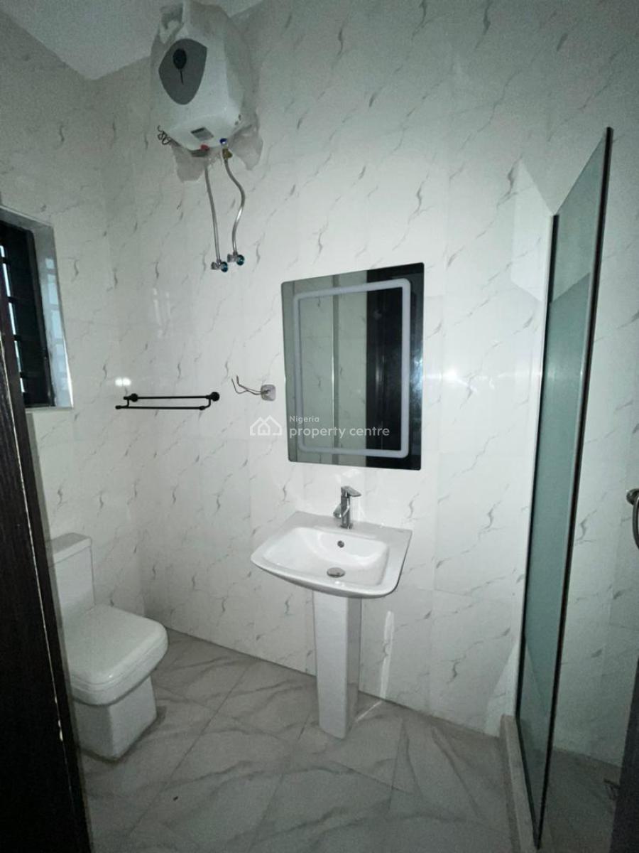 Luxury 2 Bedroom Apartment, Ologolo, Lekki, Lagos, Flat / Apartment for Sale