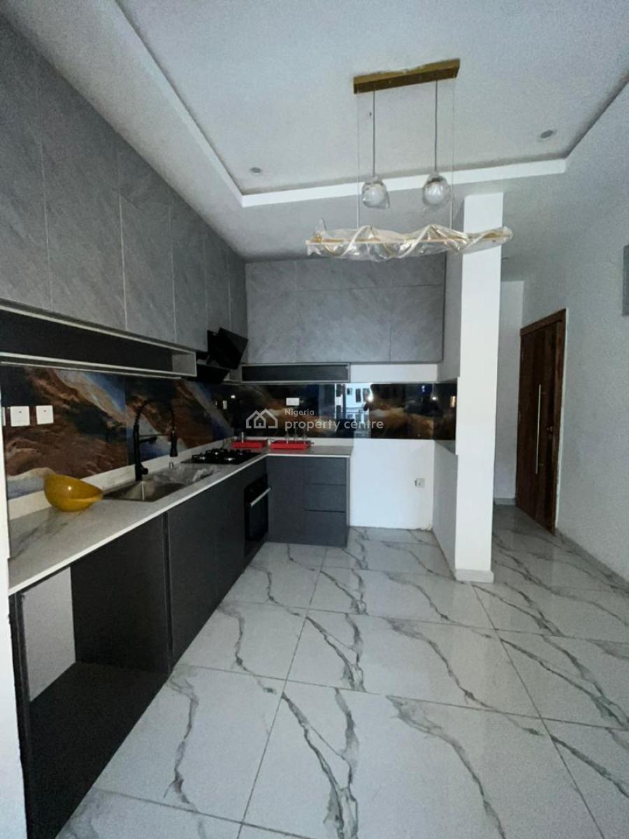 Luxury 2 Bedroom Apartment, Ologolo, Lekki, Lagos, Flat / Apartment for Sale