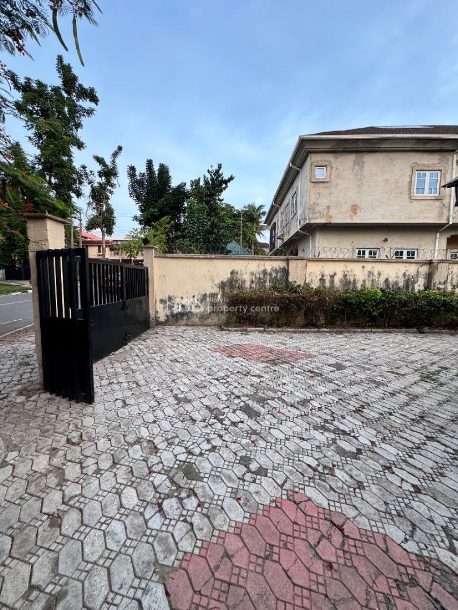 Redevelopable Residential Property with Mixed Use Value, Off Olusegun Obasanjo Way Near Nafdac, Wuse, Abuja, Office Space for Sale