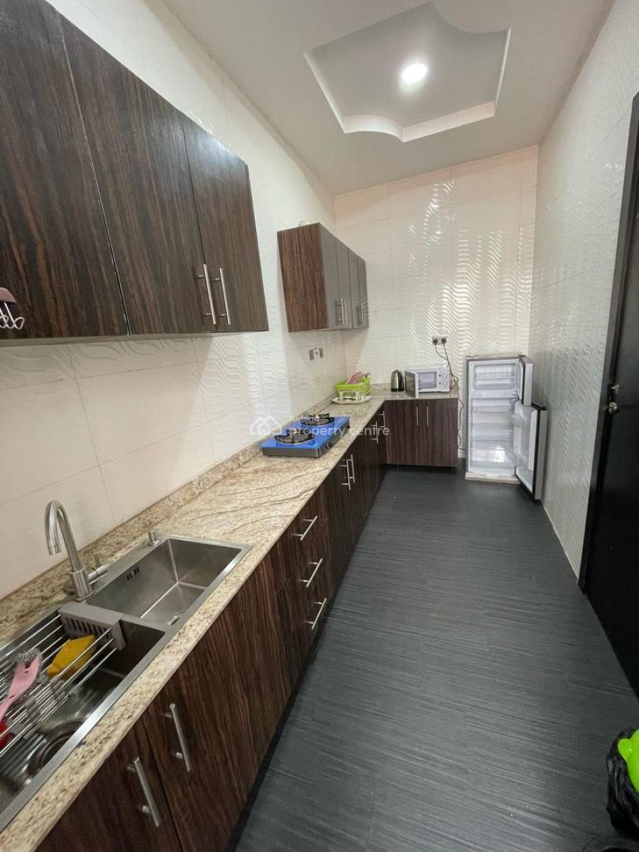 2 Bedrooms Service Apartment, Off Isaac John Street, Ikeja Gra, Ikeja, Lagos, Flat / Apartment Short Let