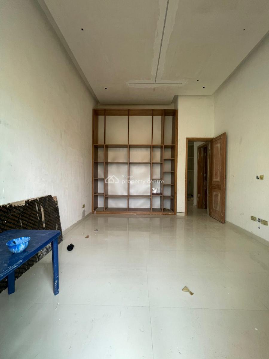 Beautiful 3 Bedroom with Pool, Gym and Elevator in a Serene Environment, Lekki Phase 1, Lekki, Lagos, Flat / Apartment for Sale