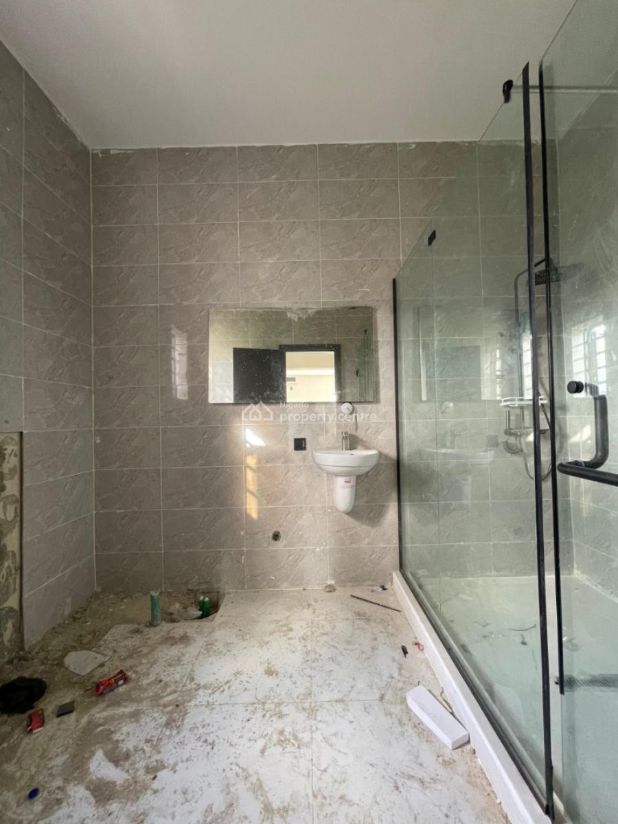 Lovely 5bedroom with Bq in a Flourishing Investment Corridor, Vgc, Lekki, Lagos, Detached Duplex for Sale