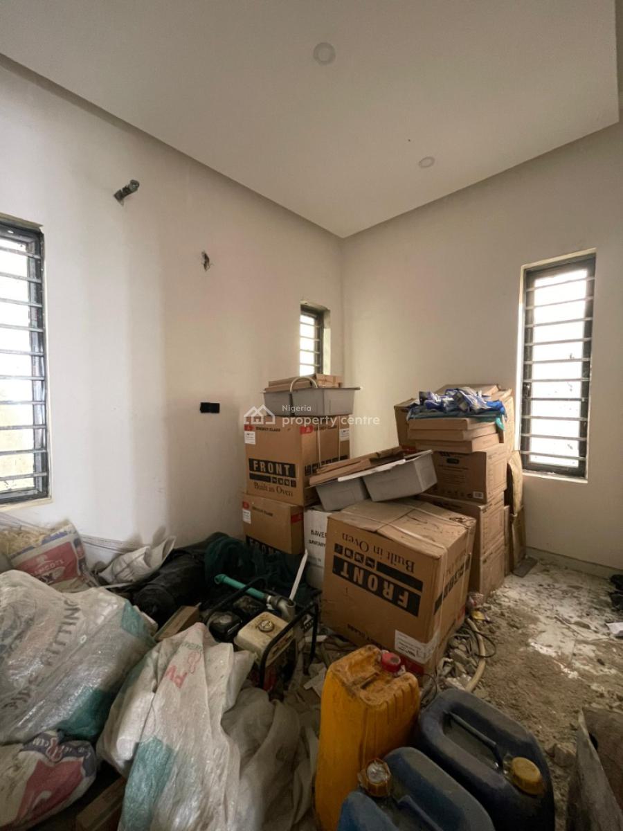 Lovely 5bedroom with Bq in a Flourishing Investment Corridor, Vgc, Lekki, Lagos, Detached Duplex for Sale