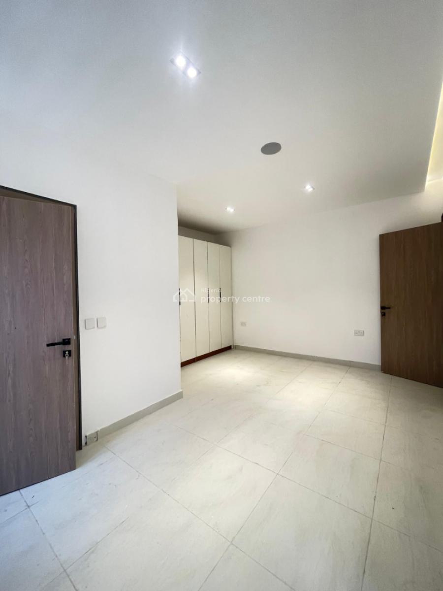 Seamless 2 Bedrooms with Pool and Gym in a Tech-savvy Neighborhood, Agungi, Lekki, Lagos, Flat / Apartment for Sale
