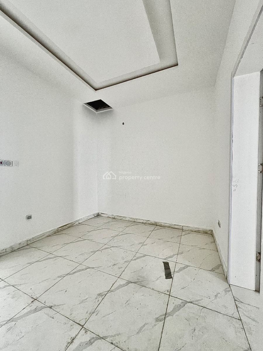 Ideal Family Residence with Thoughtful Layout, Ikota, Lekki, Lagos, Terraced Duplex for Sale