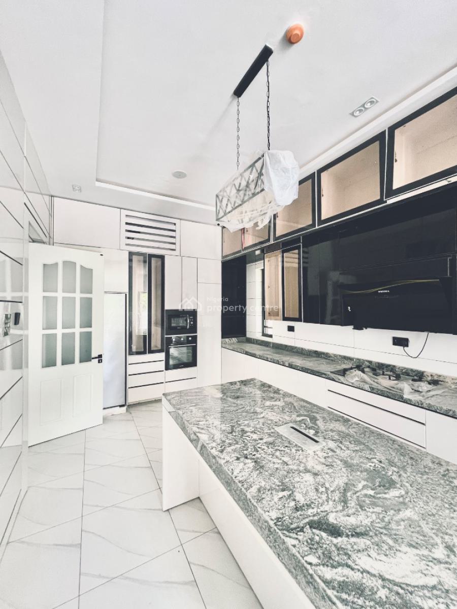 Ideal Family Residence with Thoughtful Layout, Ikota, Lekki, Lagos, Detached Duplex for Sale