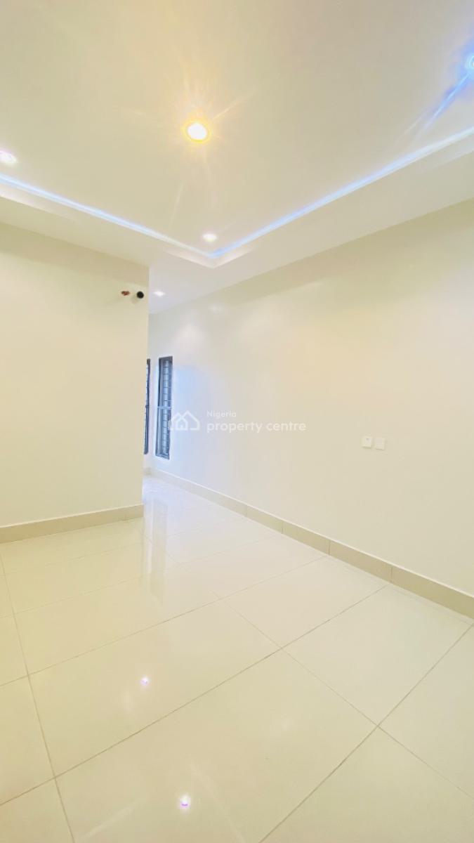 5 Bedroom  Townhouse  with 1 Room Boys Quarters, Kado, Abuja, Terraced Duplex for Sale