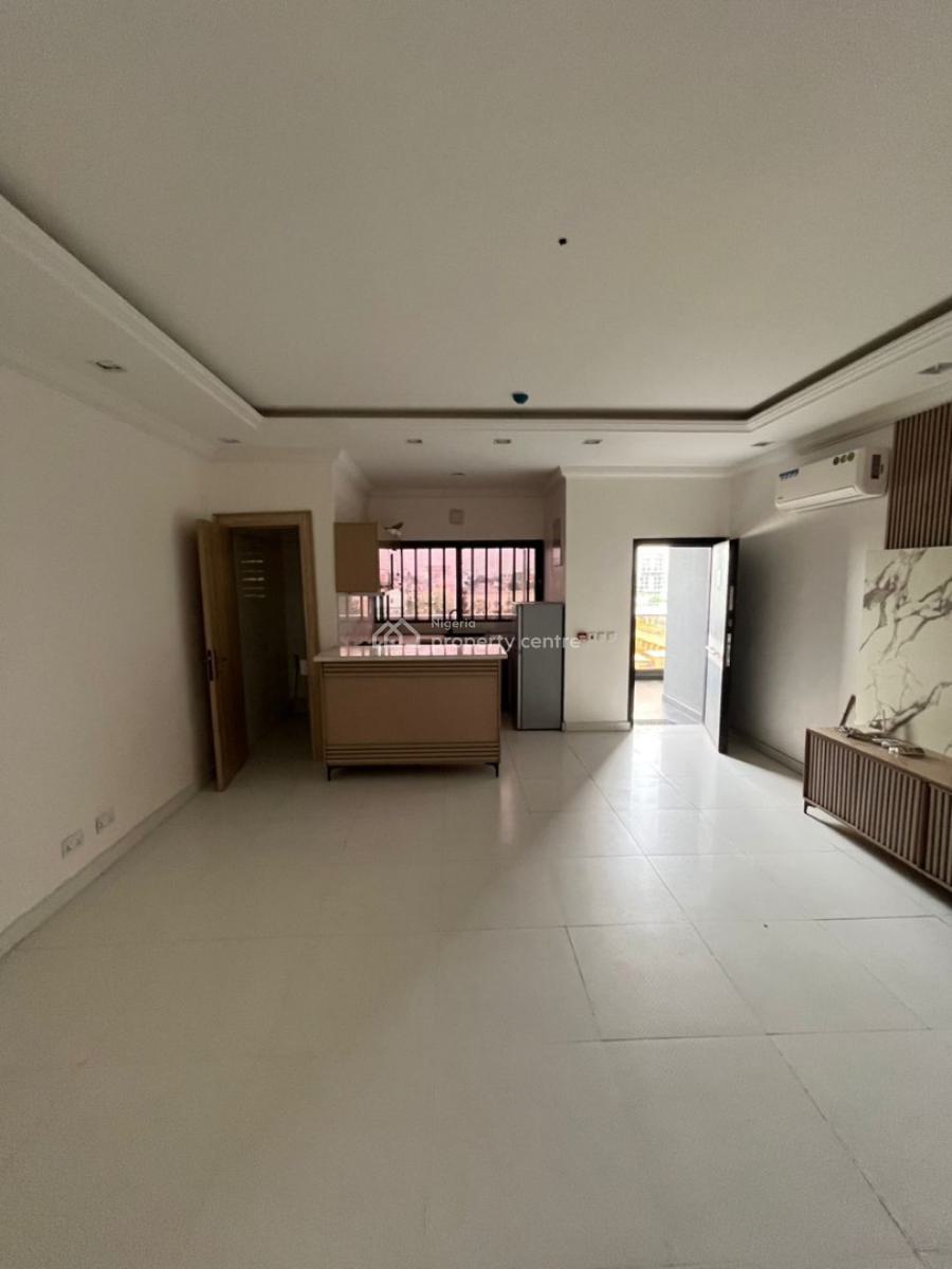 3 Bedroom Flat Available in a Serene Environment, Ikoyi, Lagos, Flat / Apartment for Rent