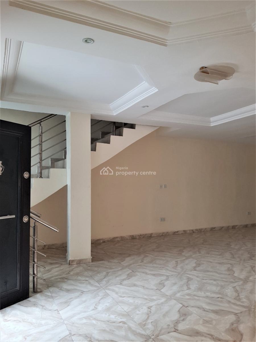 Relatively New 4 Bedroom Terraced Duplex (2-in-a-compound), Off Freedom Way, Ikate, Lekki, Lagos, Terraced Duplex for Rent