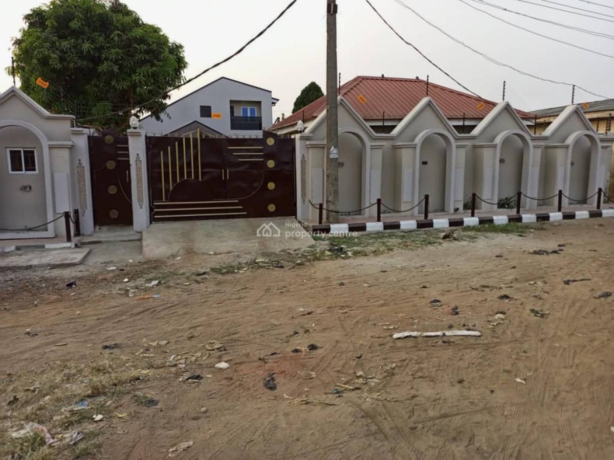 Tastefully Furnished 5 Bedrooms Duplex in a Good Area, Igando, Alimosho, Lagos, Terraced Duplex for Sale