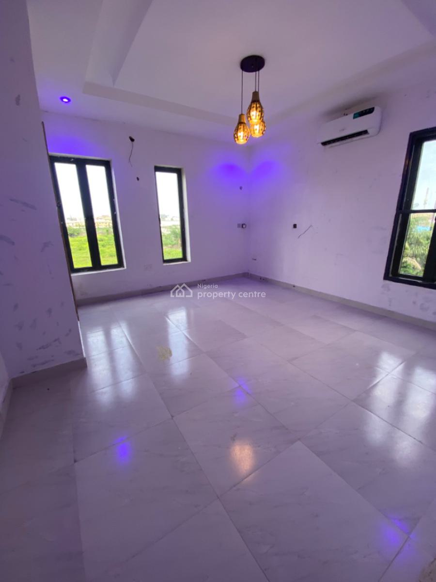 Fully Serviced 2 Bedrooms Apartments Upstairs, Ikate Elegushi, Lekki, Lagos, Flat / Apartment for Rent