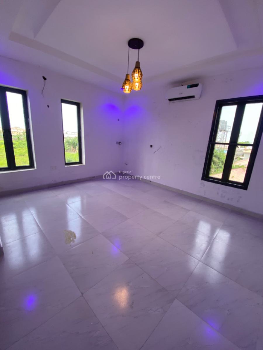 Fully Serviced 2 Bedrooms Apartments Upstairs, Ikate Elegushi, Lekki, Lagos, Flat / Apartment for Rent