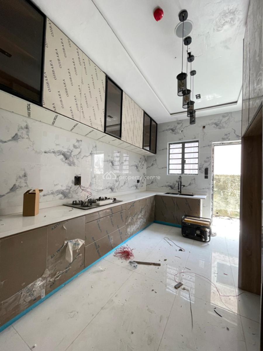 Beautifully Finished Luxury  4 Bedroom Terrace Duplex, Lekki Phase 1, Lekki, Lagos, Terraced Duplex for Sale