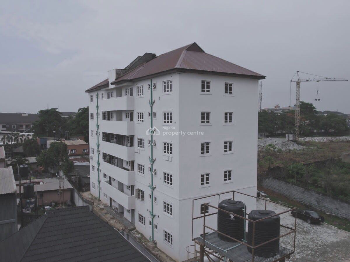 3 Bedrooms Luxury Apartment, Off Plan, Yaba, Lagos, Flat / Apartment for Sale