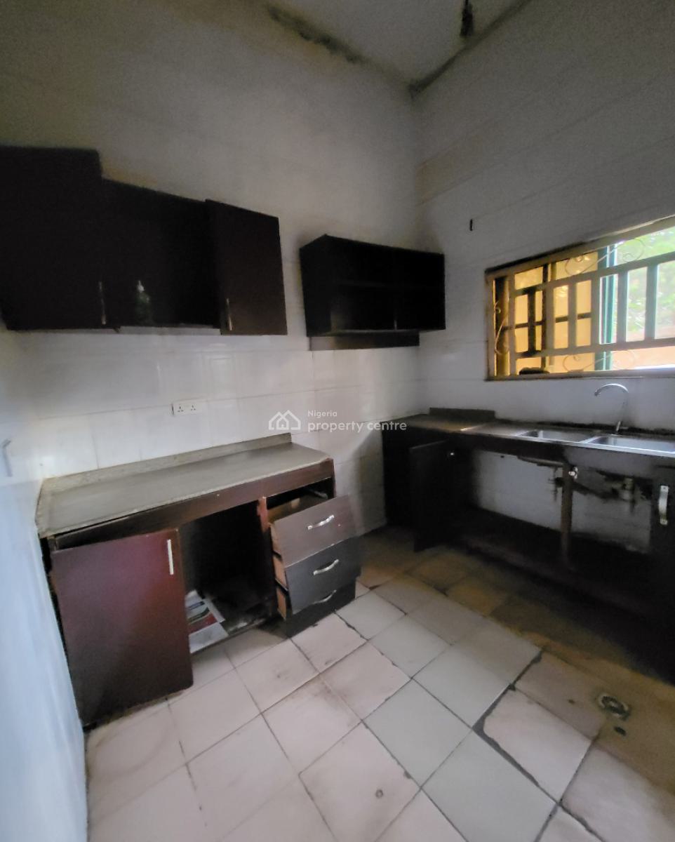 Massive Luxurious 2 Bedroom Flat, American International School, Durumi, Abuja, Flat / Apartment for Rent