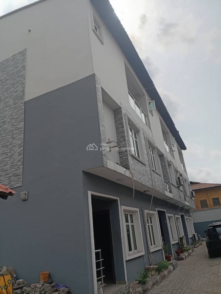 4 Bedroom Terrace Duplex, Off, Ogunlana, Surulere, Lagos, Terraced Duplex for Sale