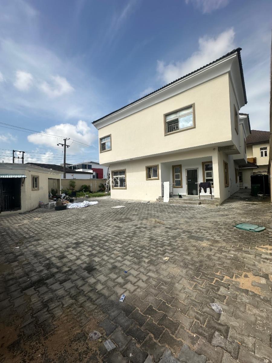4 Bedrooms Fully Detached Duplex with a Mini Flat and Bqs, Lekki Phase 1, Lekki, Lagos, Detached Duplex for Rent