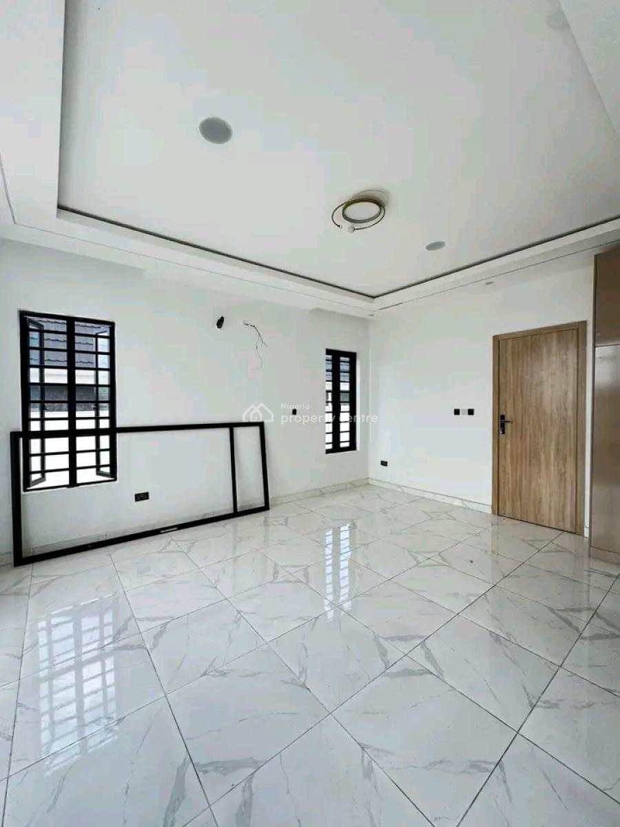 Luxury Living Awaits You, Ikota, Lekki, Lagos, Semi-detached Duplex for Sale