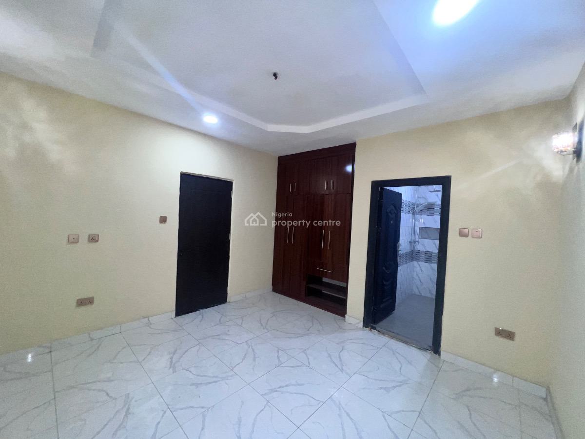 Luxury 3 Bedroom Apartment with Swimming Pool, Old Gra, Old Gra, Port Harcourt, Rivers, Flat / Apartment for Rent