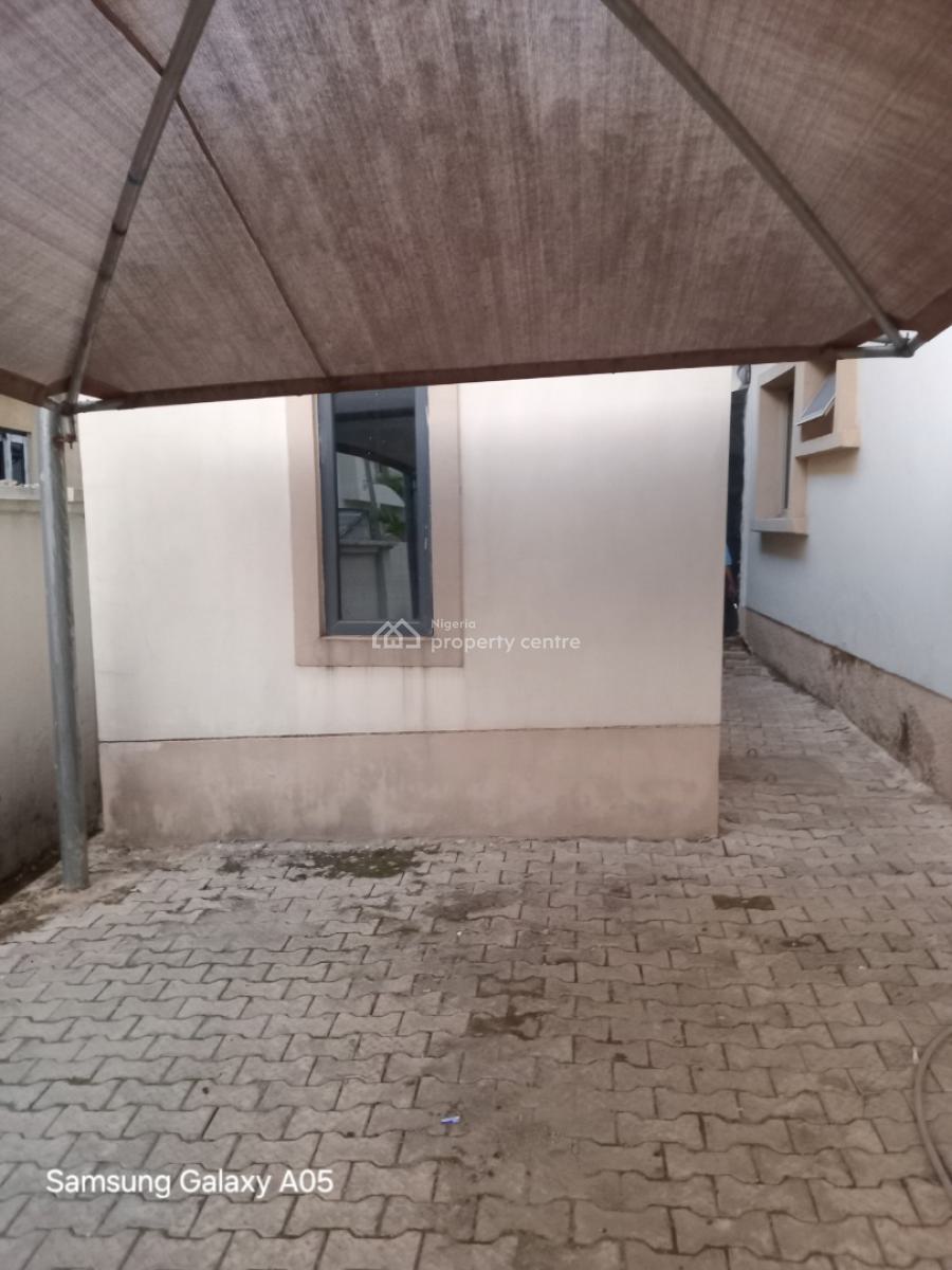 a Luxurious & Well Furnished 4 Bedroom Semi-detached Duplex with 2 Rooms Bq, Wuye, Abuja, Semi-detached Duplex for Rent