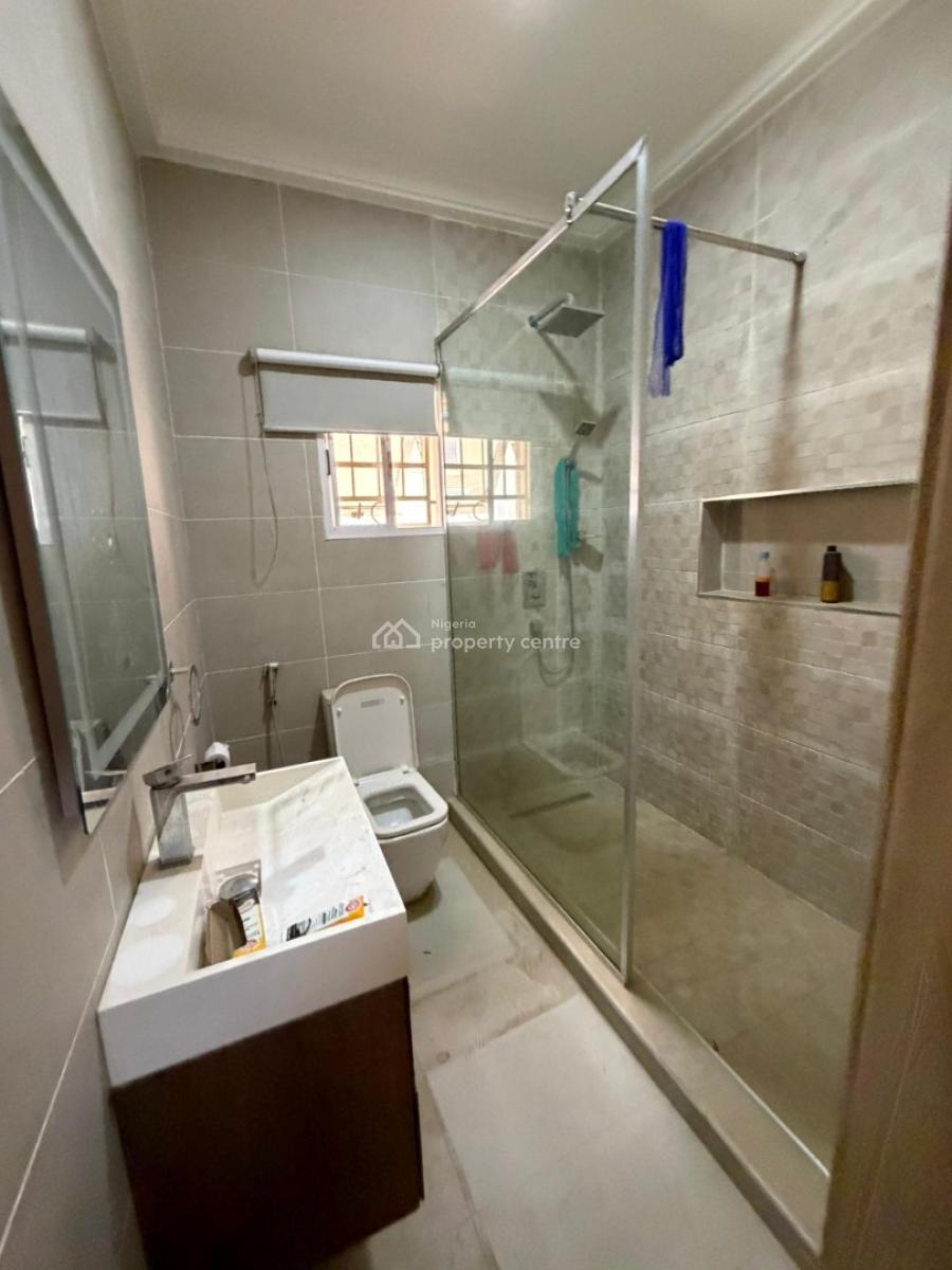 Distress, Distress, Well Finished 4 Bedroom Terrace Duplex with a Bq, Guzape District, Abuja, House for Sale