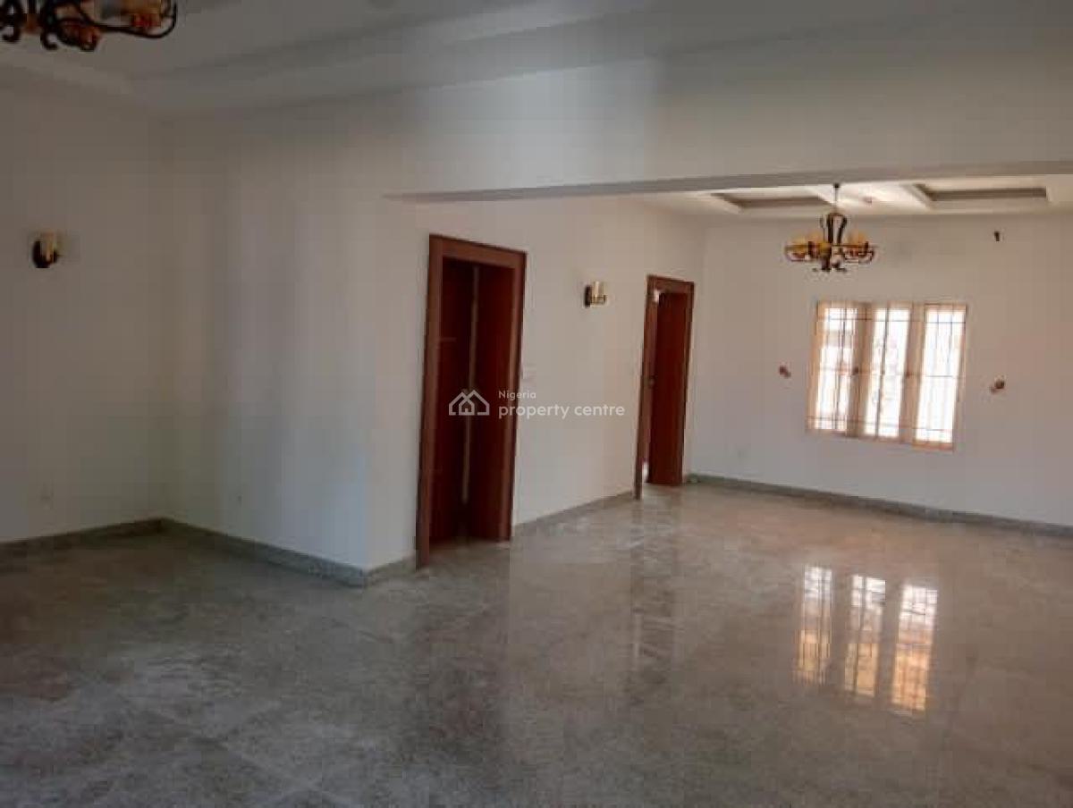 a Deluxe Two (2) Bedroom Flat, Old Gra, Port Harcourt, Rivers, Flat / Apartment for Rent