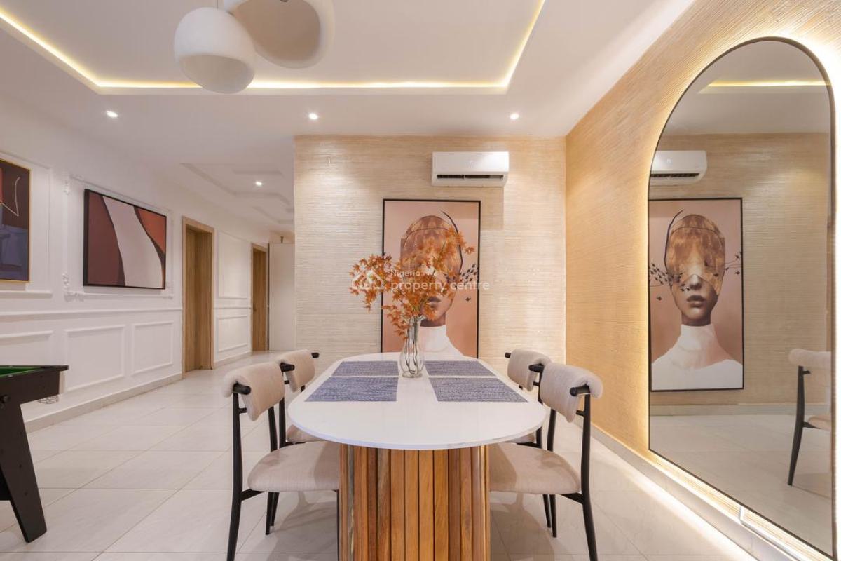 Luxurious 3 Bedroom Apartment  with a Sea View, Lekki Phase 1, Lekki, Lagos, Flat / Apartment Short Let