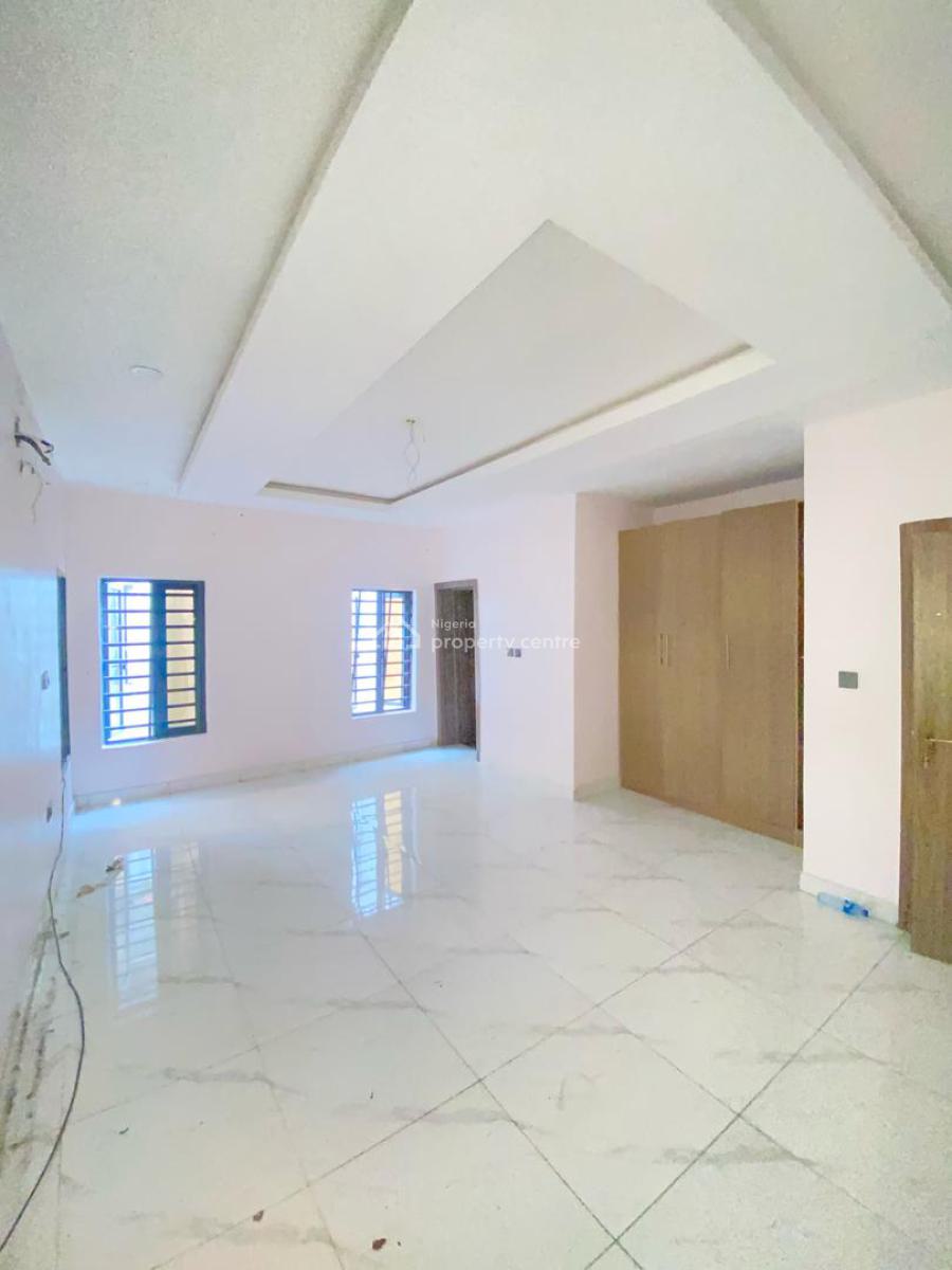 Spacious 2 Bedroom Apartment, Ikate, Lekki, Lagos, Flat / Apartment for Rent