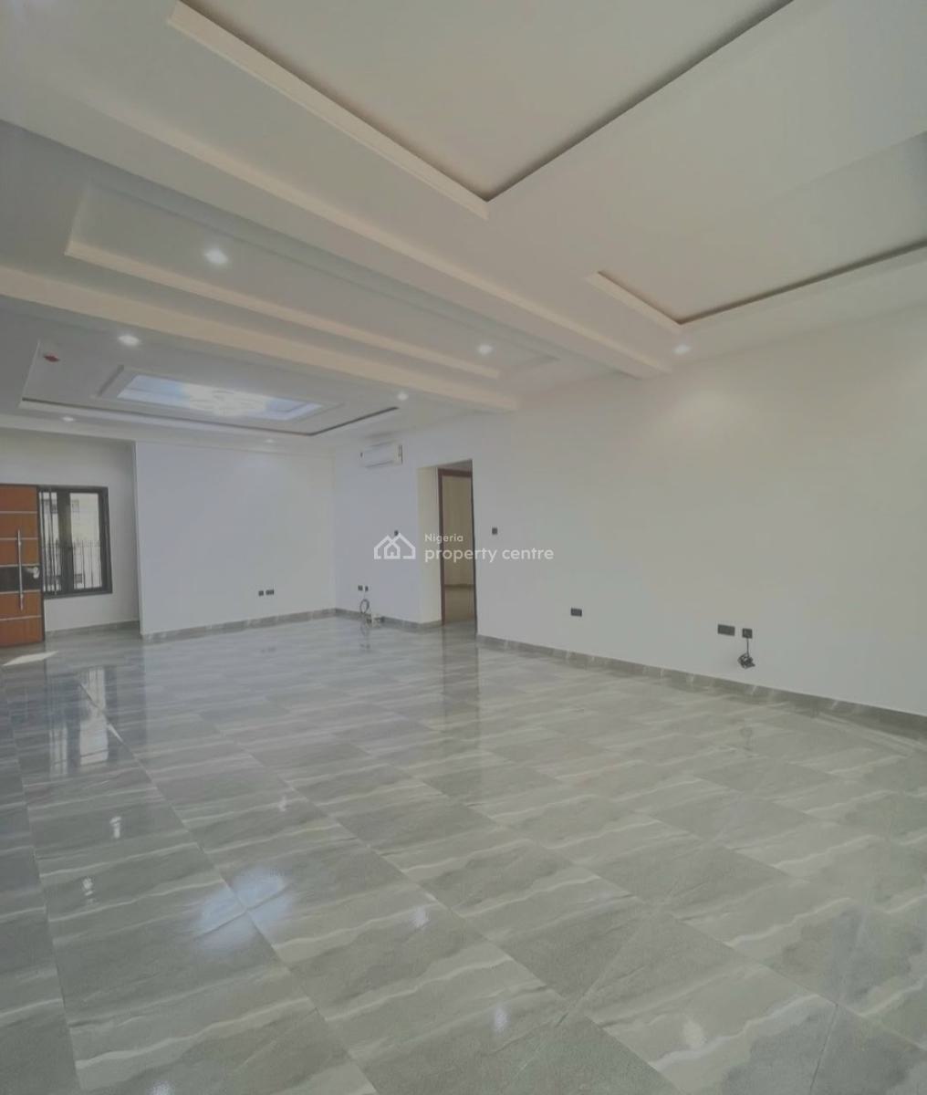 Tastefully Finished and Serviced with 24/7 Power Supply 2 Bedroom En-s, Lekki Phase 1, Lekki, Lagos, Flat / Apartment for Rent