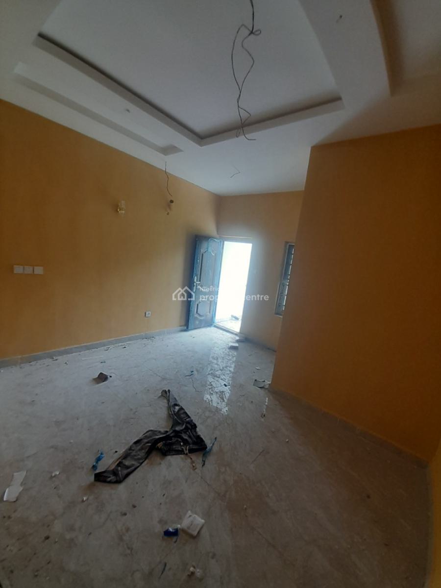 Luxury Newly Built 3 Bedrooms Duplex with 2 Sittings Rooms, Fo1 Layout, Kubwa, Abuja, Terraced Duplex for Rent