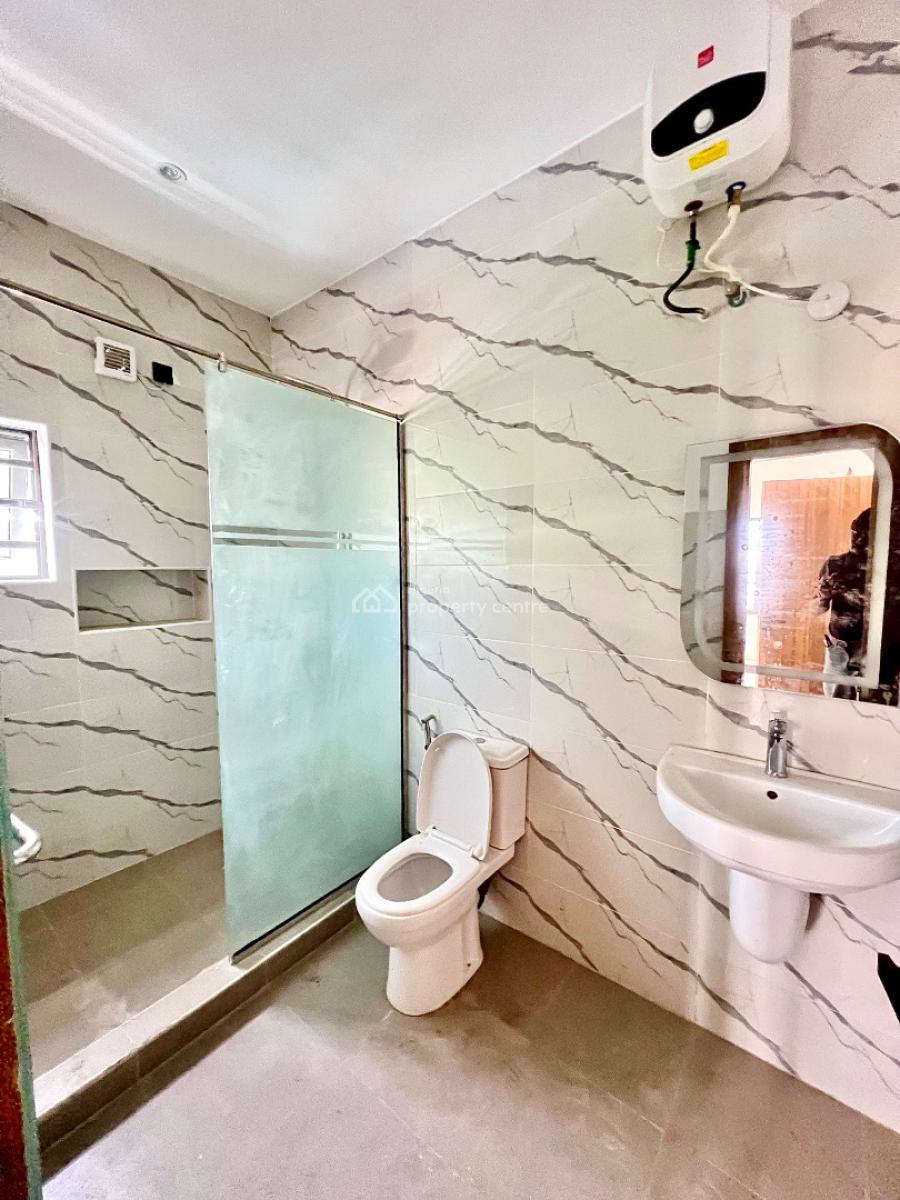 Spacious 2 Bedroom Apartments with Rooftop Lounge, Off Admiralty Way, Lekki Phase 1, Lekki, Lagos, Flat / Apartment for Sale