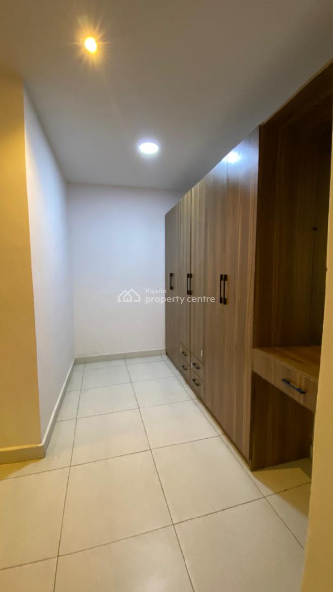 Fully Furnished 4 Bedroom Terrace, Layi Yusuf, Lekki Phase 1, Lekki, Lagos, Flat / Apartment for Rent