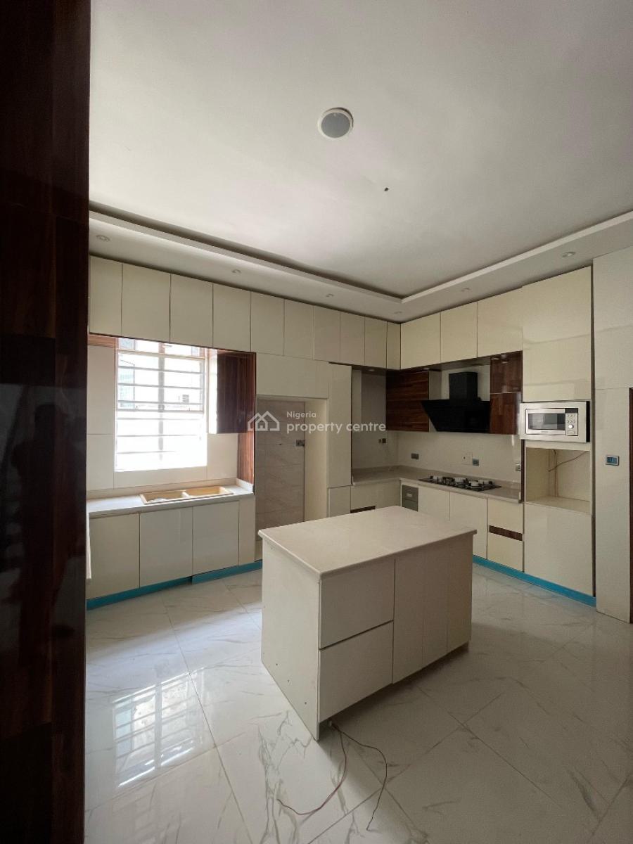 Amazing 4 Bedroom Fully Detached Duplex with a Spacious Compound, Chevron, Lekki, Lagos, House for Sale