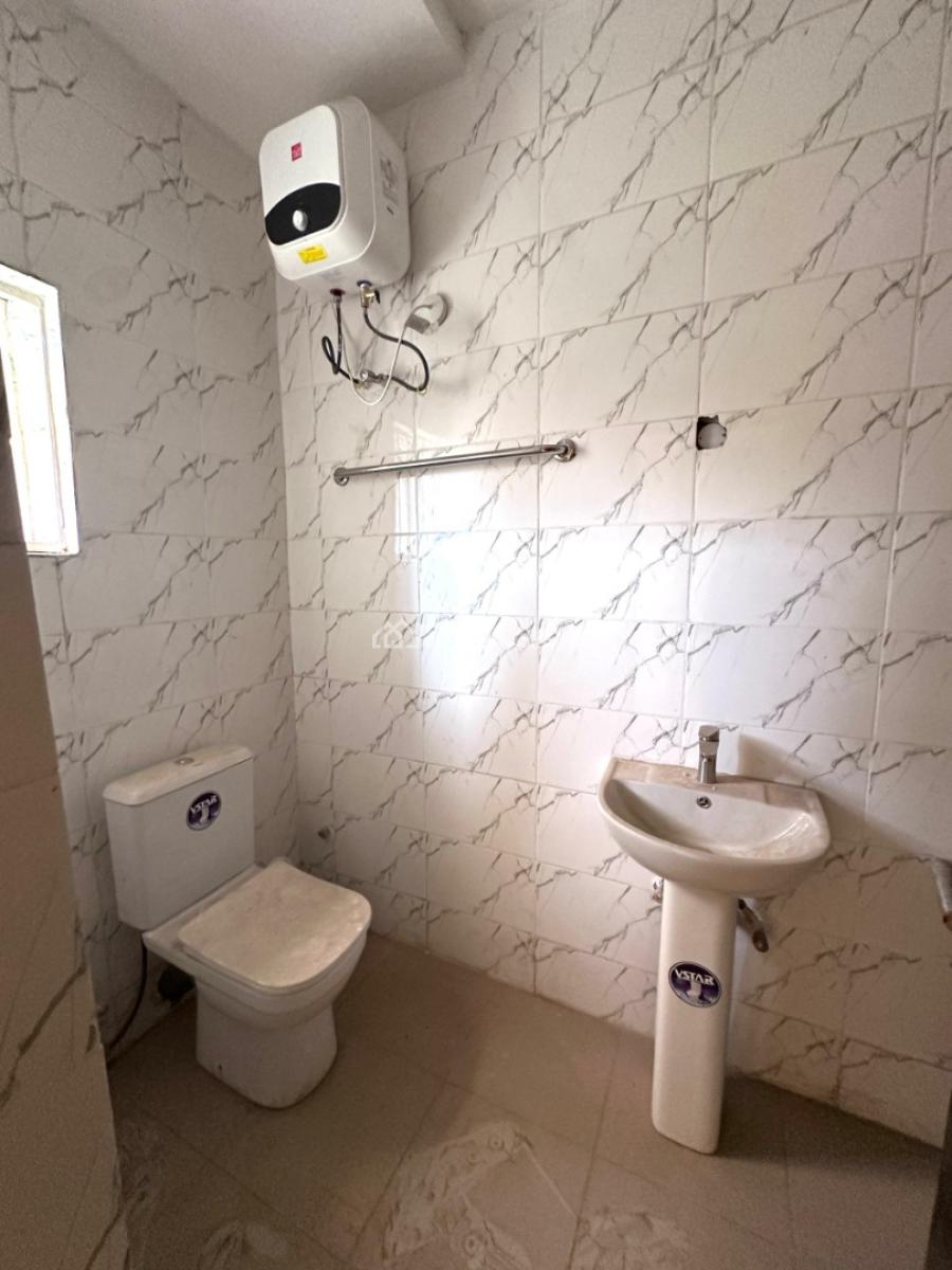 Luxury 3 Bedroom Terrace, Guzape District, Abuja, Terraced Duplex for Rent