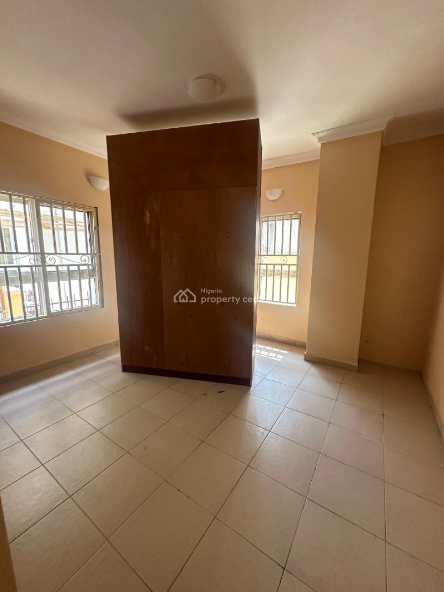 4 Bedroom Semi Detached Duplex, Bourdillon Court Estate, Lekki Phase 2, Lekki, Lagos, Detached Duplex for Rent