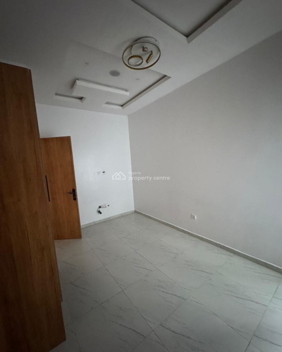 Nicely Built 2 Bedroom Apartment, Ikate, Lekki, Lagos, Flat / Apartment for Rent