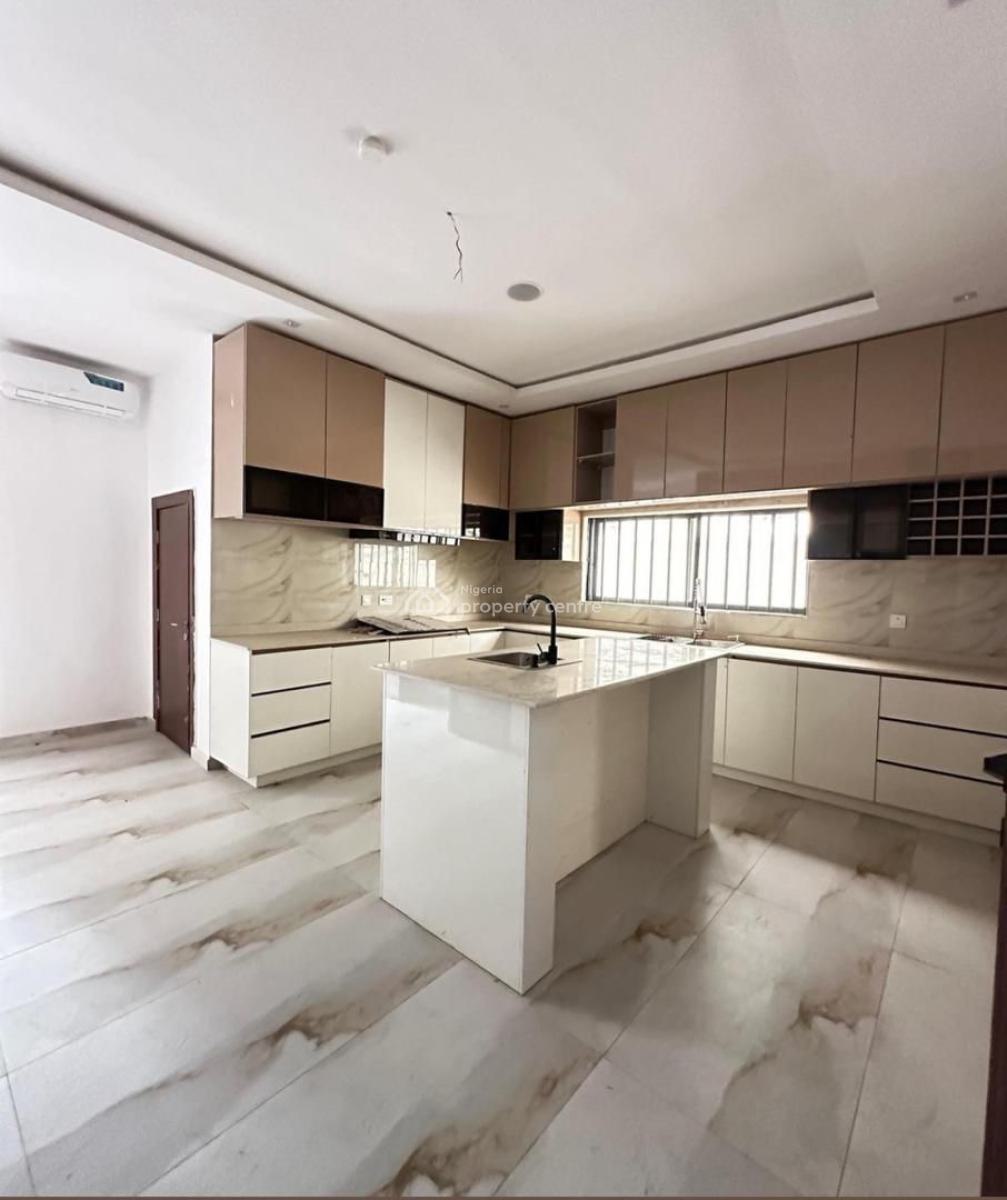 5 Bedroom Semi Detached Duplex, Lekki Phase 1, Lekki, Lagos, Semi-detached Duplex for Sale