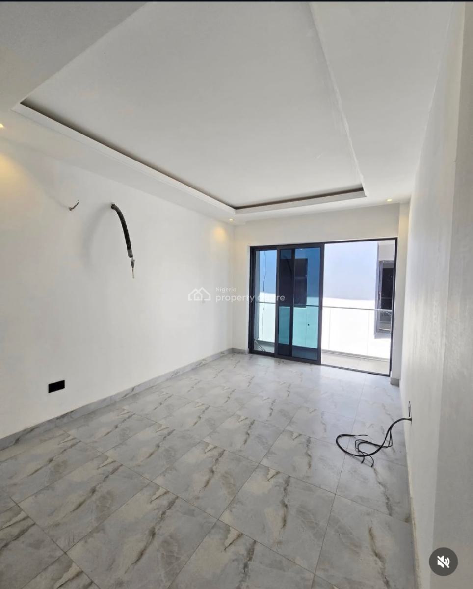 Service 2 Bedroom Maisonette, Lekki Phase 1, Lekki, Lagos, House for Sale