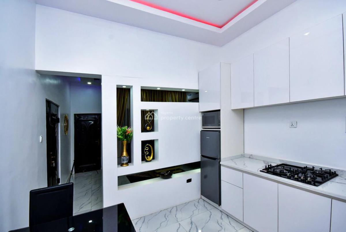 Luxury 3 Bedroom Flat, Ipaja, Lagos, Flat / Apartment Short Let