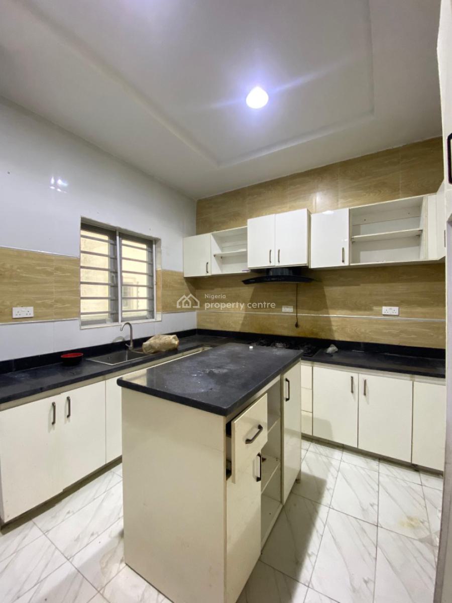 4 Bedroom Semi Detached Duplex with Bq, Ikota, Lekki, Lagos, Semi-detached Duplex for Rent