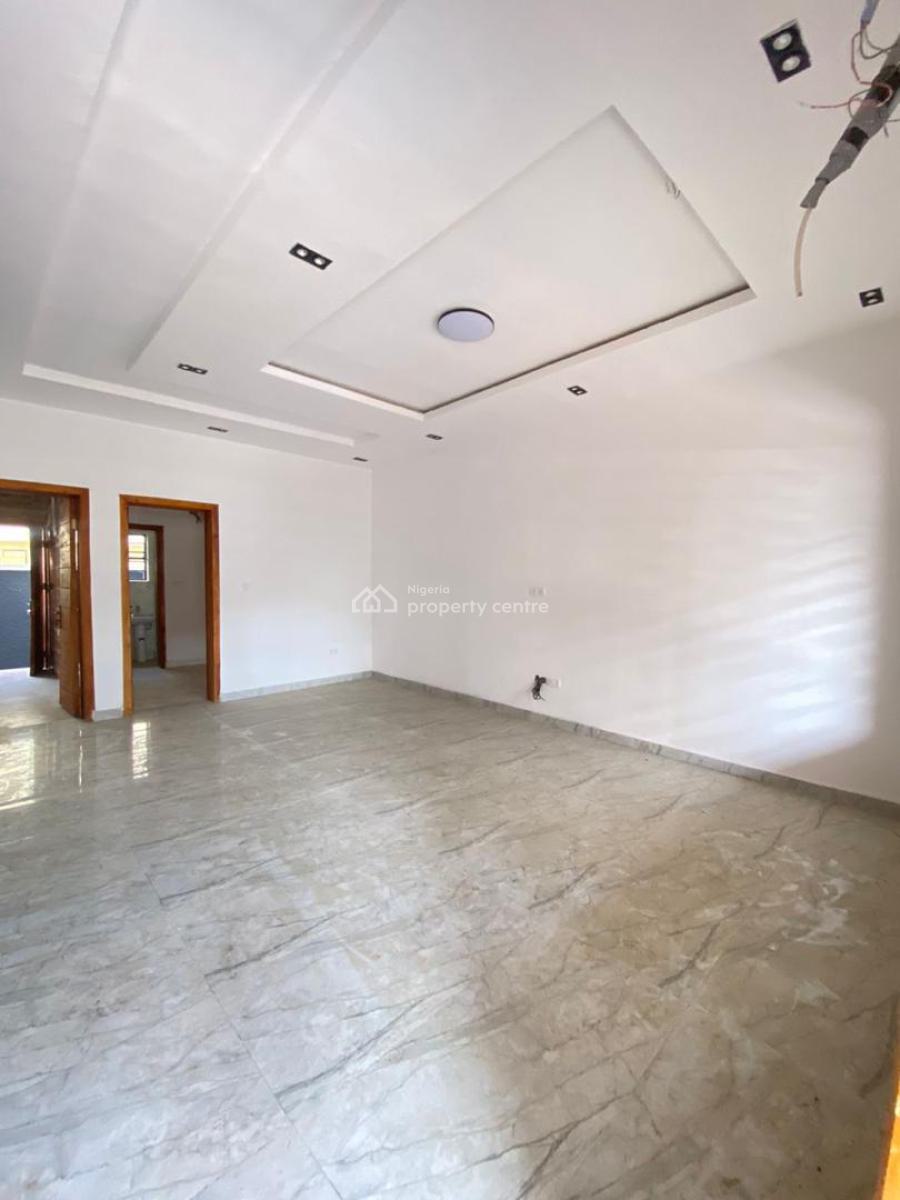 Mini Flat with Fully Fitted Kitchen (converted), Lekki Conservative Center, Lekki, Lagos, Mini Flat (room and Parlour) for Rent