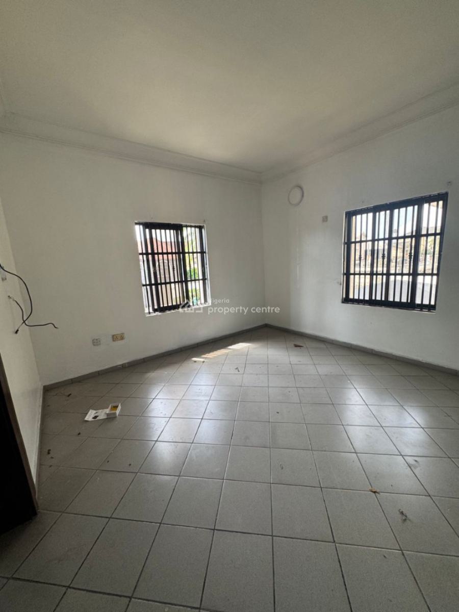4 Bedroom Semi-detached House with 2 Units of Self Contain Bq, Lekki Phase 1, Lekki, Lagos, Semi-detached Duplex for Rent