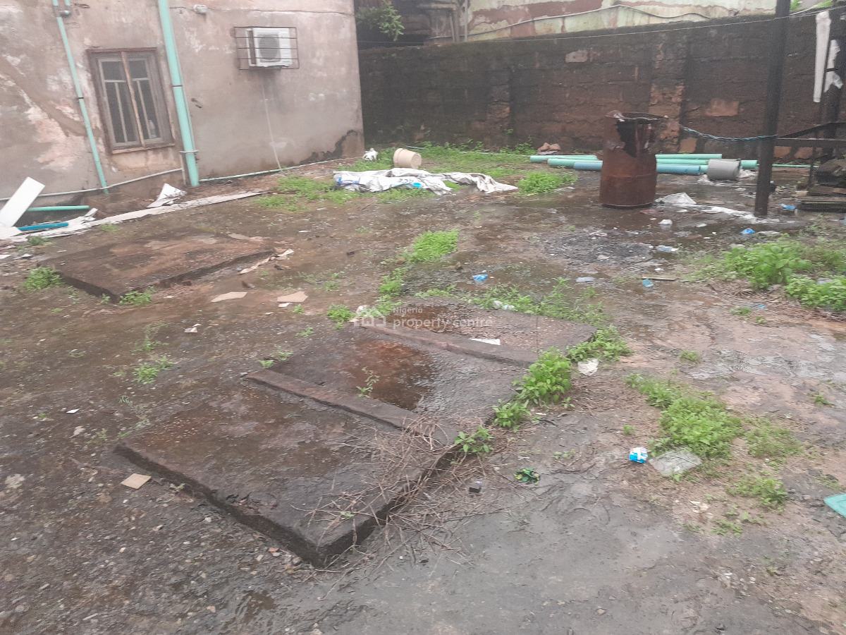 Solid Storey Building of Office Spaces, Shops, on 50ft By 150ft Land, Directly Along Ekehuan Road, By Garrick Grammar School, Benin City, Oredo, Edo, Commercial Property for Sale