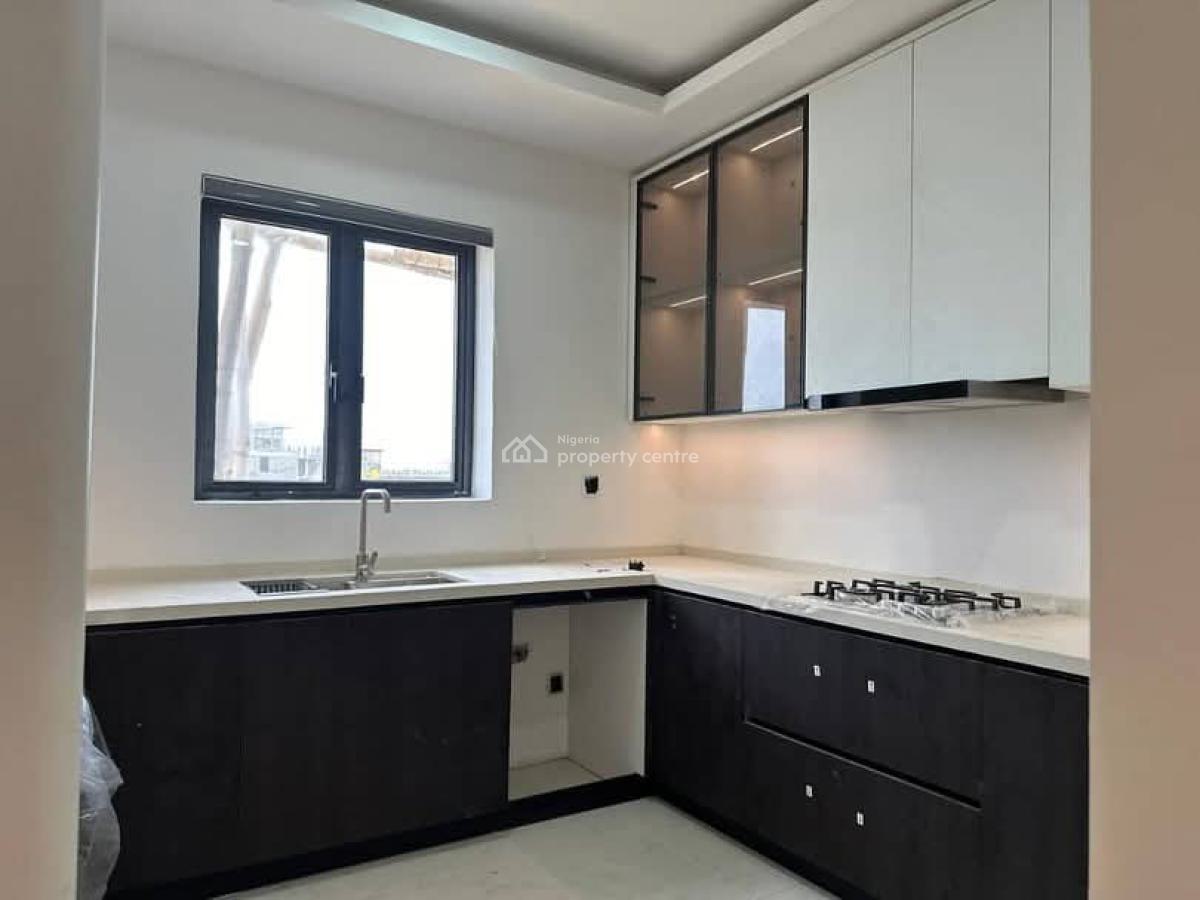 Luxury 4 Bedroom Duplex in a Good Location, Lekki Phase 1, Lekki, Lagos, Semi-detached Duplex for Sale