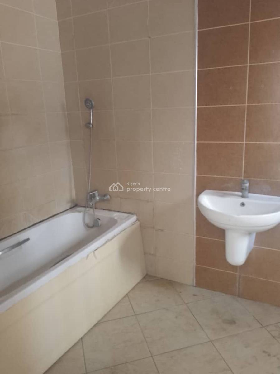 Spacious 5 Bedroom, Lekki, Lagos, Semi-detached Duplex for Rent