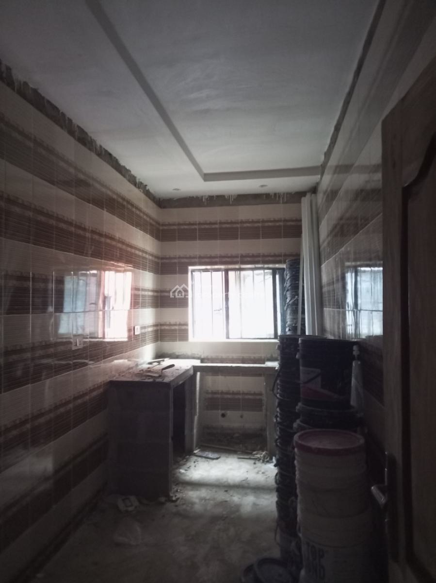 Newly Built 2 Bedroom, Bucknor Estate, Isolo, Lagos, Flat / Apartment for Rent
