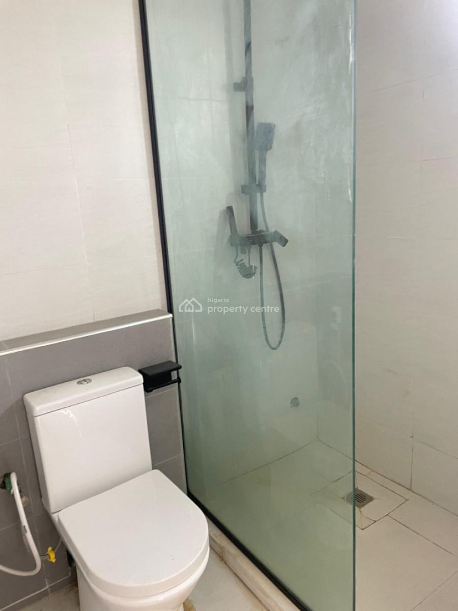 Very Spacious 4 Bedrooms Terrace with Luxury Amenities, Orchid Road, Lekki, Lagos, Terraced Duplex for Sale